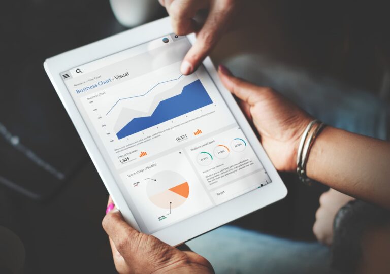 Analytics and performance reportingAnalytics and performance reporting