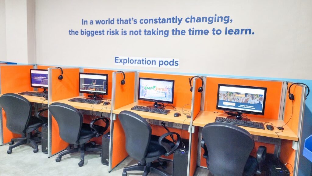 First look at the desktop computers provided by Sourcefit inside the Ignite Hub.