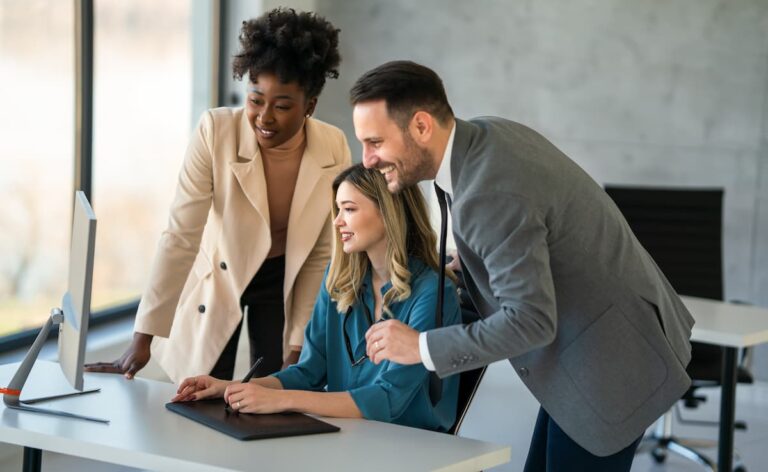 Hubspot and Salesforce administration — Business process outsourcing & offshore staffing | Sourcefit