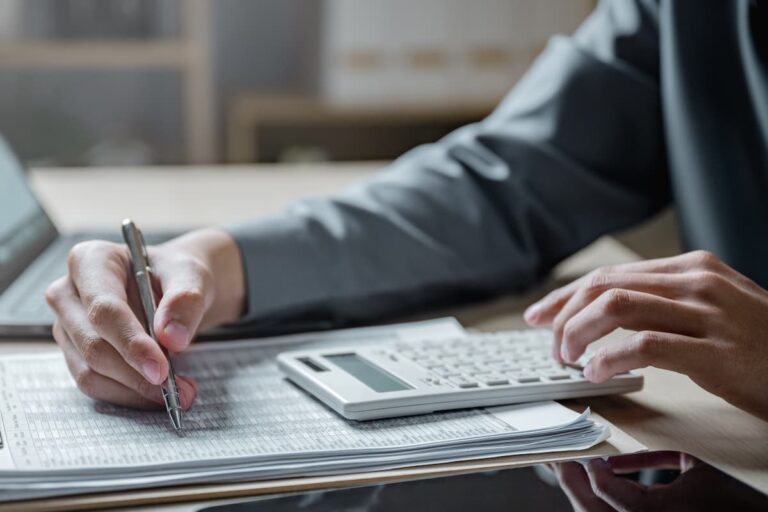 Reconciliation and month end close support — Business process outsourcing & offshore staffing | Sourcefit