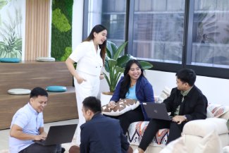 Sourcefit team meeting: Offshore Staffing & BPO Across 6 Countries
