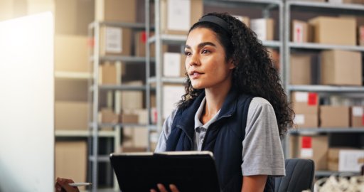 woman with tablet for delivery— Business process outsourcing & offshore staffing | Sourcefit